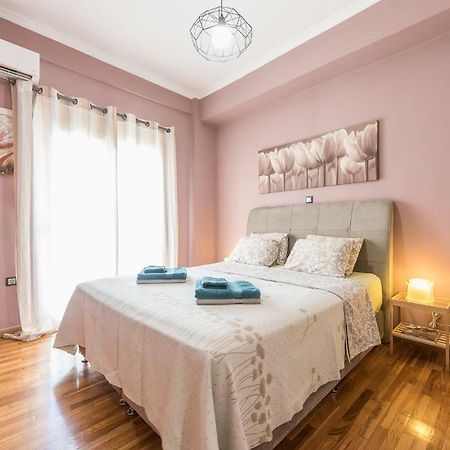 Appartamento di 55 m² con 1 camera Atene Esterno foto