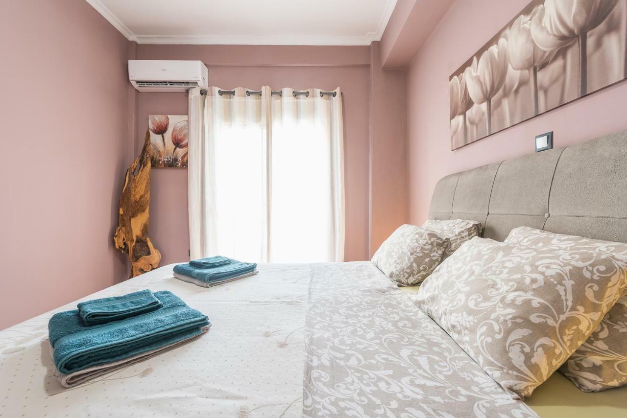 Appartamento di 55 m² con 1 camera Atene Esterno foto